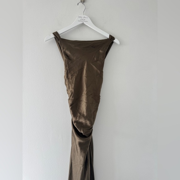 REFORMATION NWT Anaiis Silk Dress in Morel 6 - Picture 8 of 13